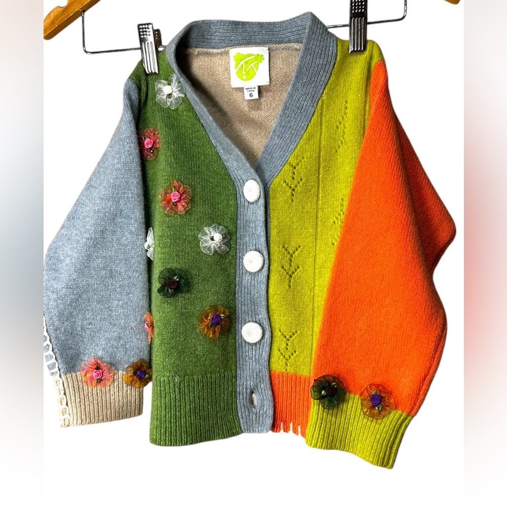 YanYan Knit Lambswool Colorblock‎ Kids Cardigan With Floral Accents